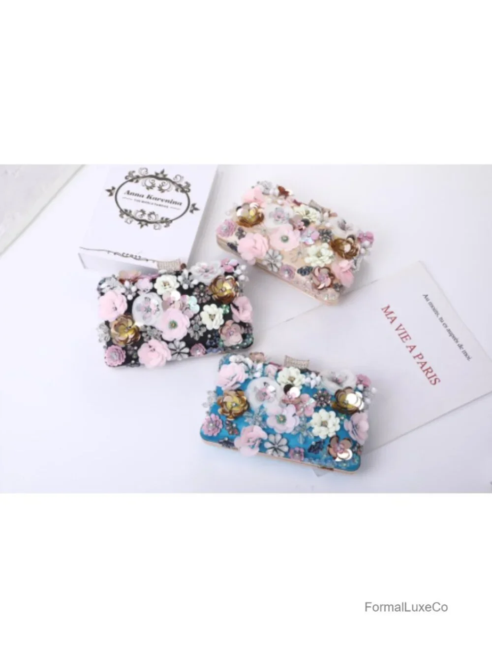 Women Clutch Evening Bag with 3D Flowers Chain Strap Shoulder